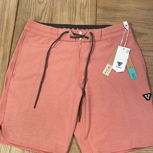 BNWT Vissla boardshorts